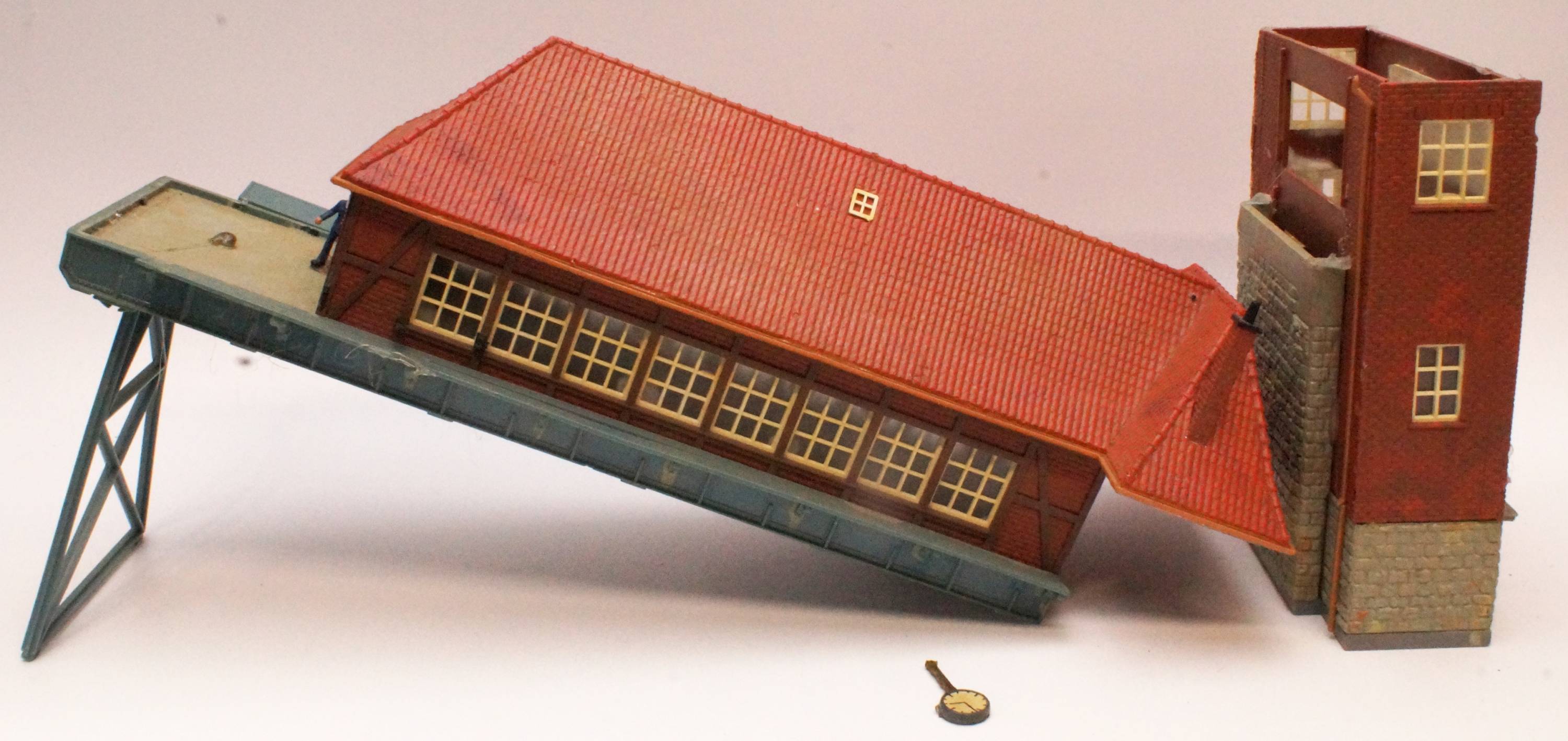 Kibri 39310 Brückenstellwerk Hamm Kibri 39310 Brückenstellwerk Hamm