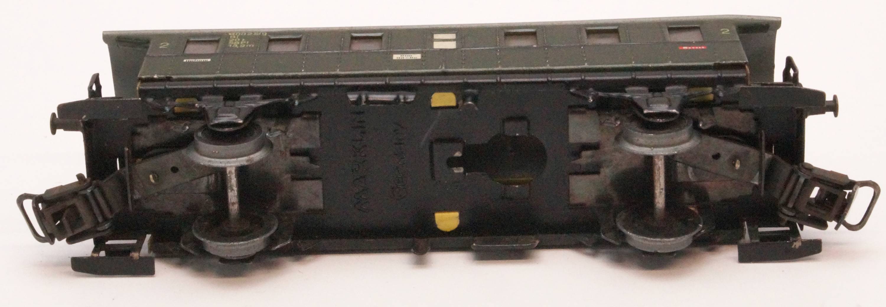 Märklin 4002 H0 Personenwagen 2.Klasse Märklin 4002 H0 Personenwagen 2.Klasse
