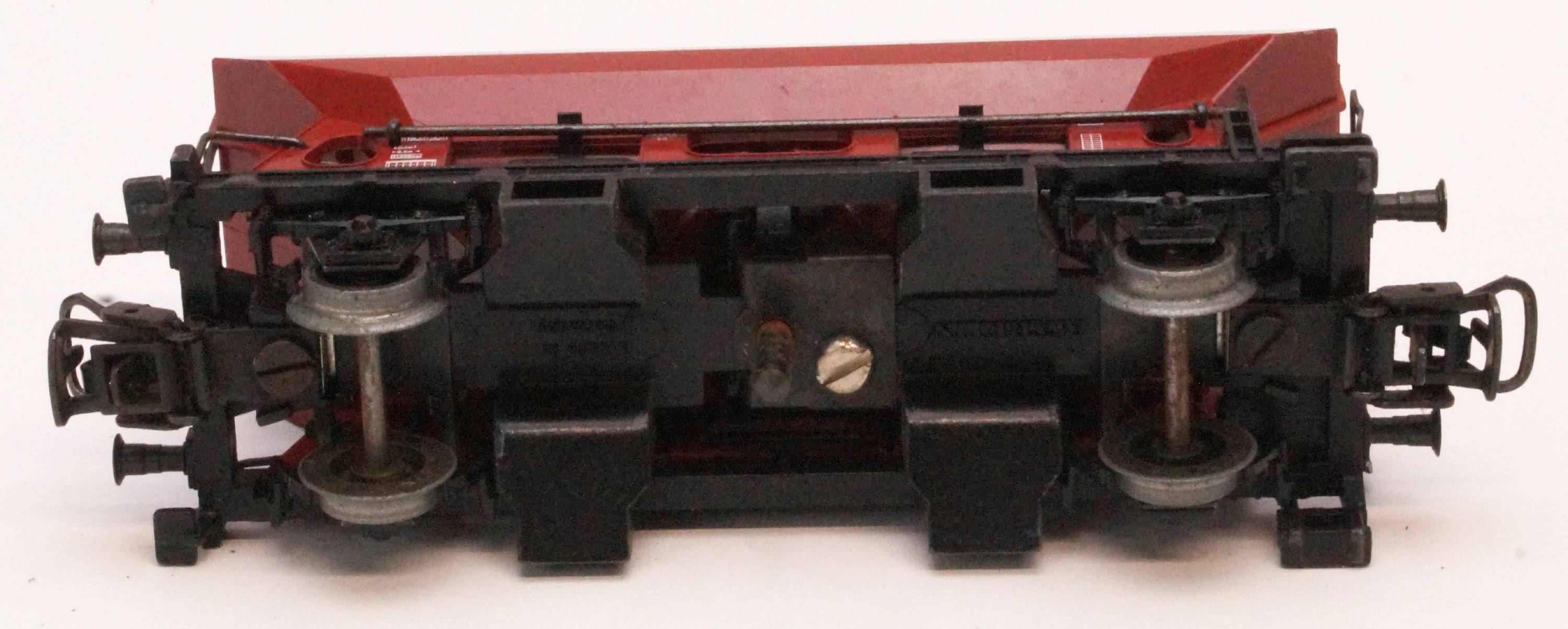 4631 Märklin H0 Drehschieber-Seitenentladewagen 4631 Märklin H0 Drehschieber-Seitenentladewagen